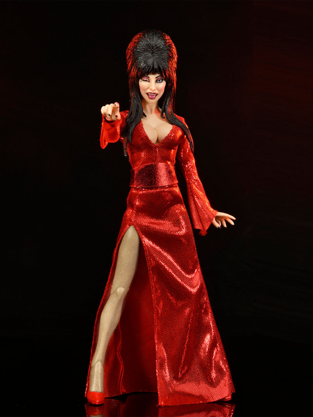 Elvira's Movie Macabre Red, Fright & Boo Clothed 8" Figurine
