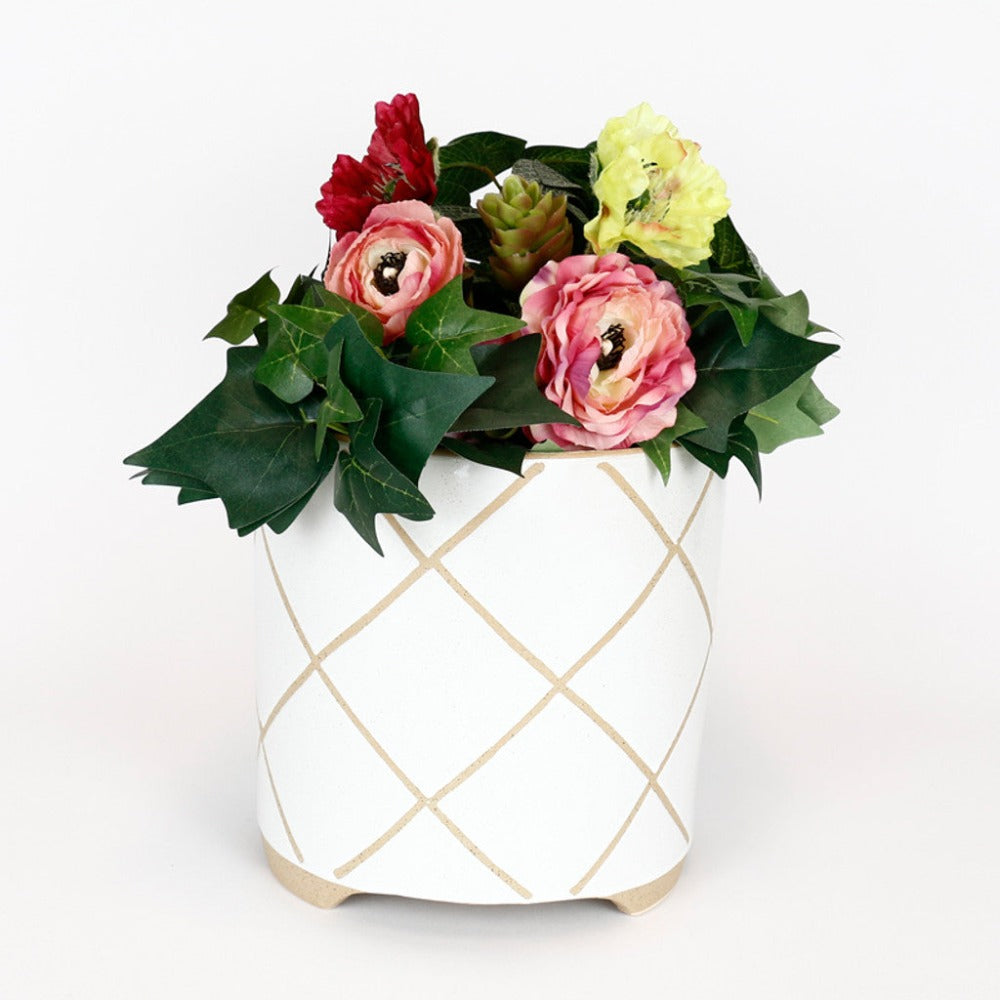 Charming Cream Tic-Tac-Toe Planter