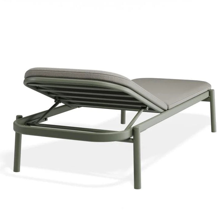 Chic Poolside Green Comfort Sun Lounge & Side Table - Sandy Grey