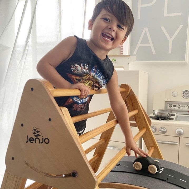 Childhood Dakewood ClimbA Pikler Frame