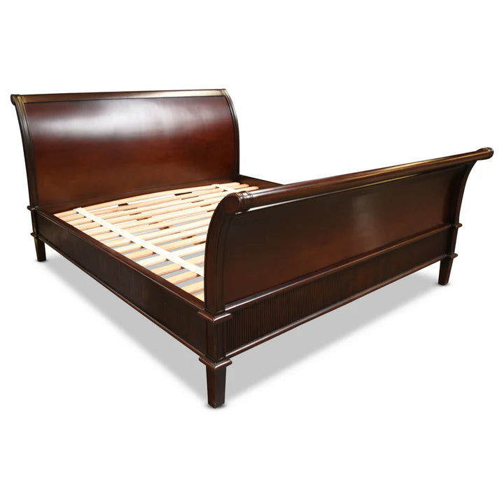 Classic Heritage Queen Size Reeded Sleigh Bed - Rose Mahogany