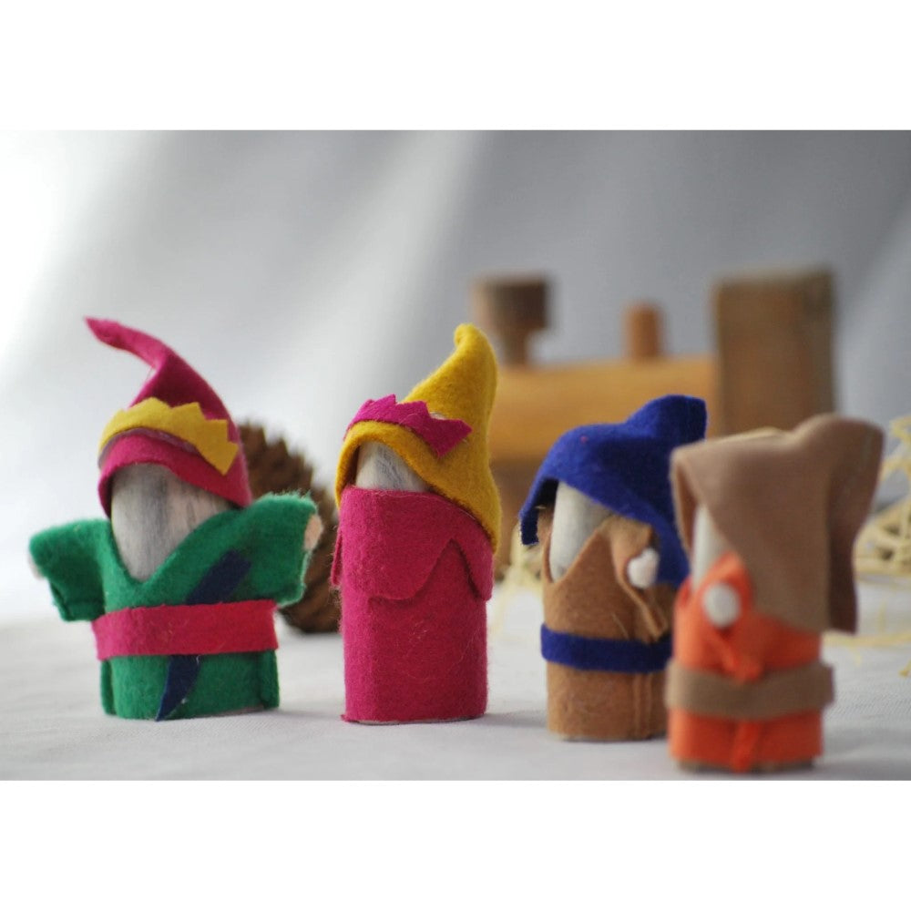 Creative Wooden Knights Set of 4
