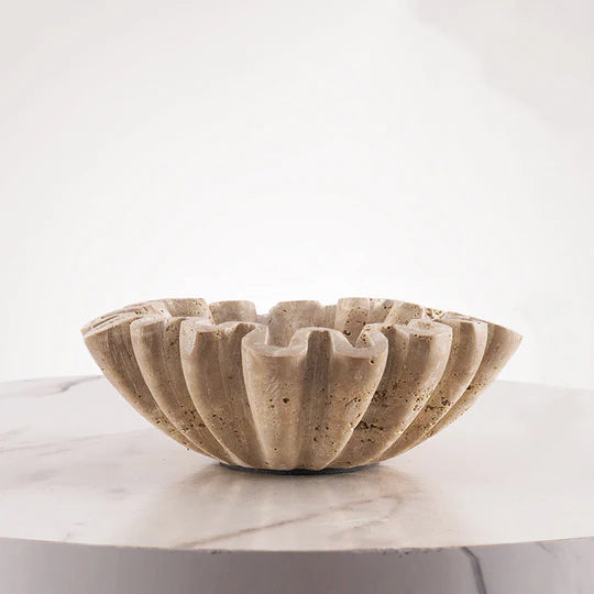 Elegant Wave-Edged Ruffle Fruit Bowl - 15cms
