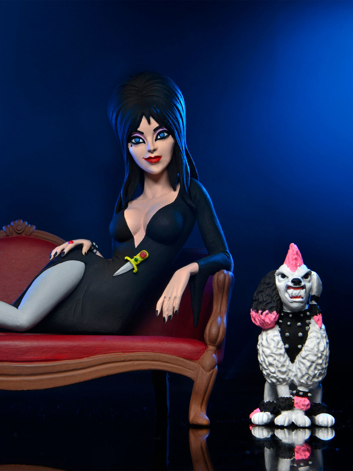 Elvira's Movie Macabre On Couch 6" Scale Action Figurine