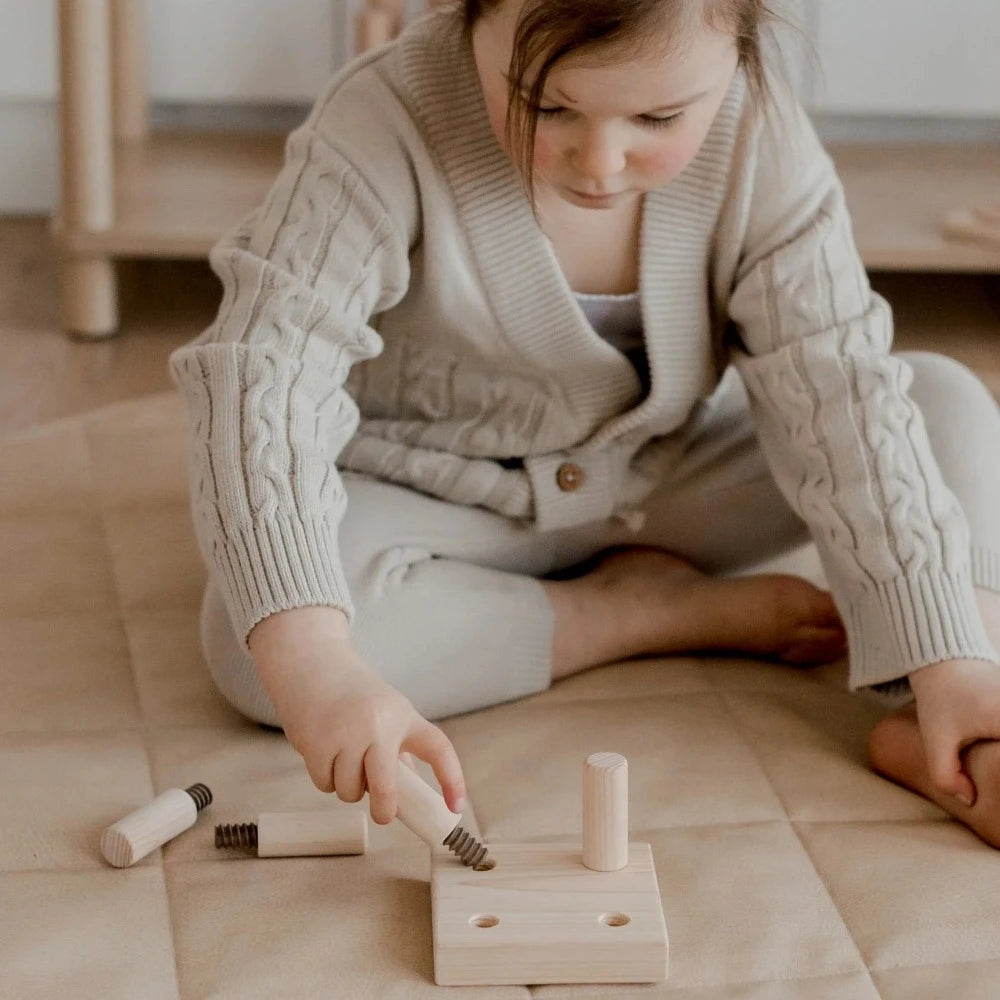 Fun play Screw Game Standout Piece