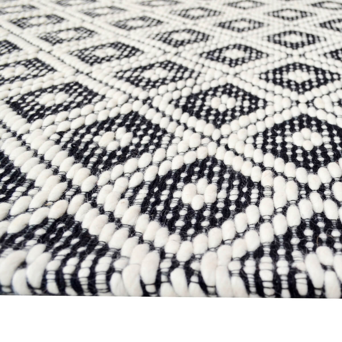 Insight Handmade Woollen Rug - Black (Available in 3 Sizes)