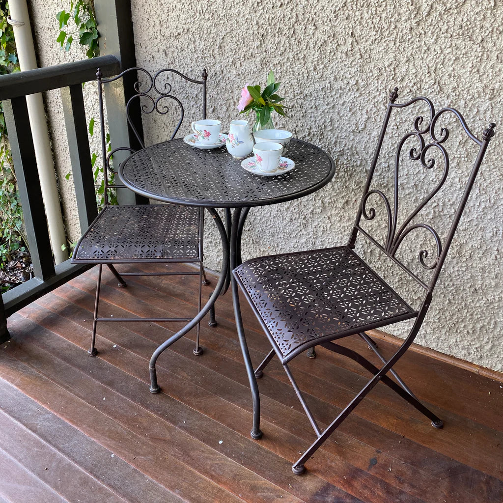 Italian Patio Table and Chair Collection in Black - Set of 3