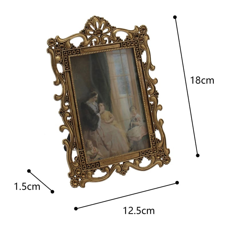 Luxurious Antique Gold Metal Frame with Ornate Details