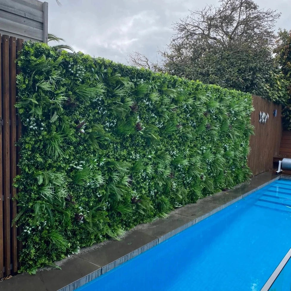 Luxury Vista Green Recycled Vertical Garden 1m X 1m