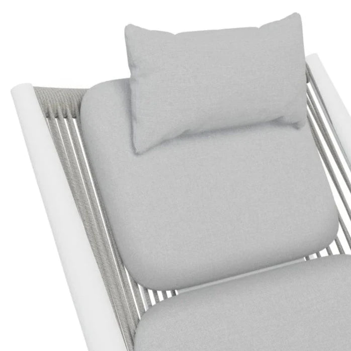 Metal Fusion Relaxation Chair With Cushion (Available in 2 colors)