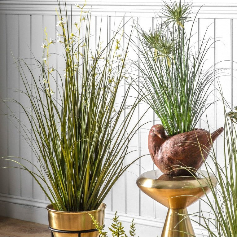 Artificial Potted Grass Showcasing 7 Heads of White Beauty