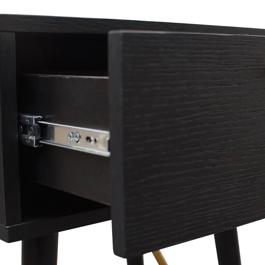 Quaint Quarter Side Table 40cms