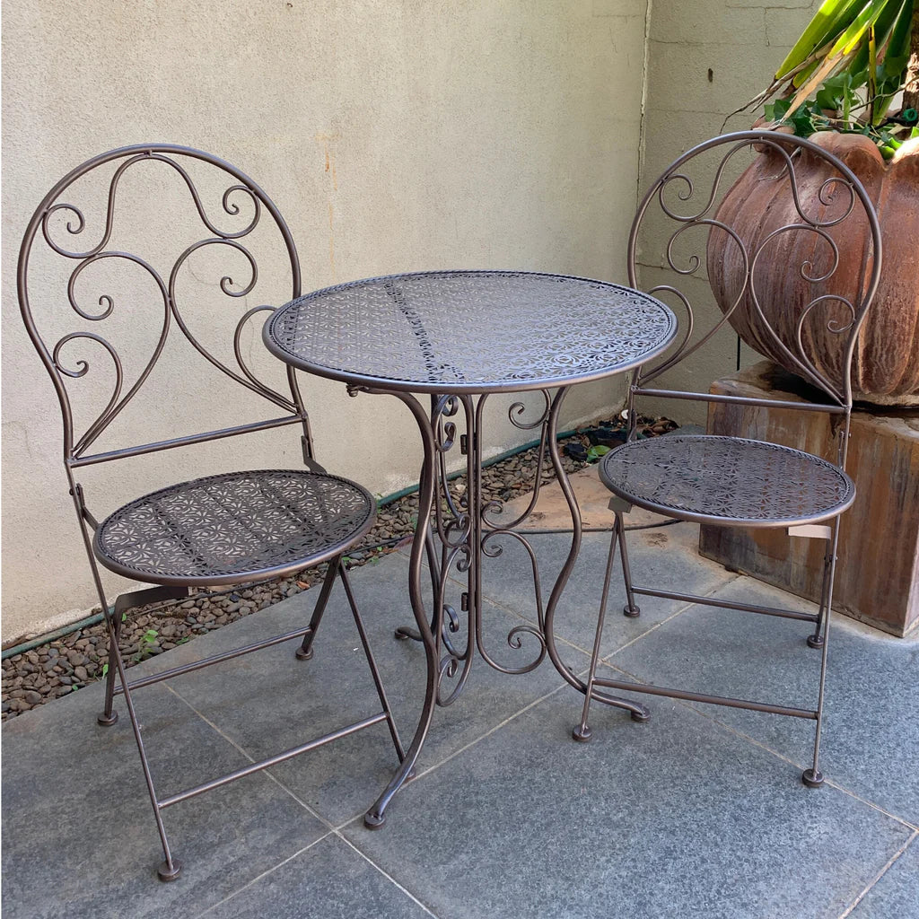 Seamless Style Outdoor Table and Chair - Set of 3 (Brown)