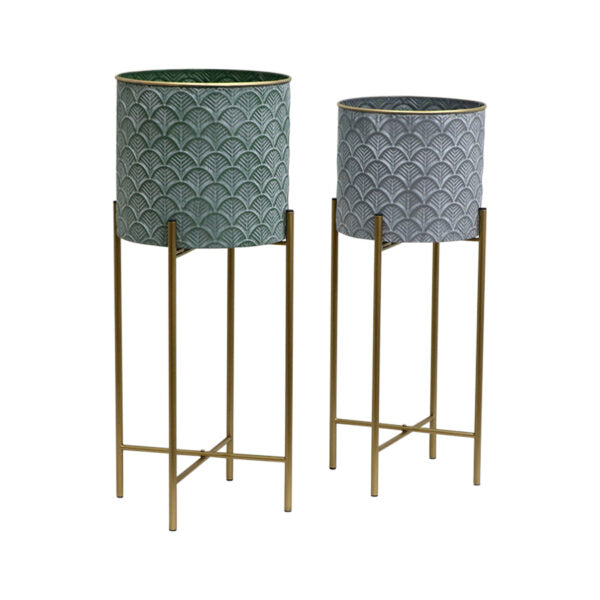 Set of 2 Nested Stilted Fan Planters
