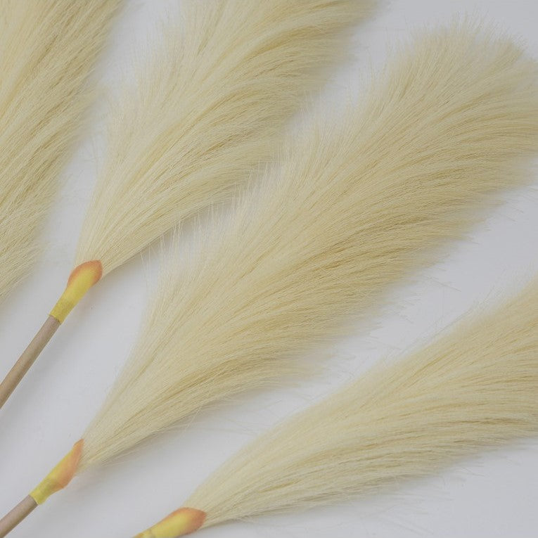 Set of 5 Soft Artificial Goma Feather Stems (Available in 3 Colors)