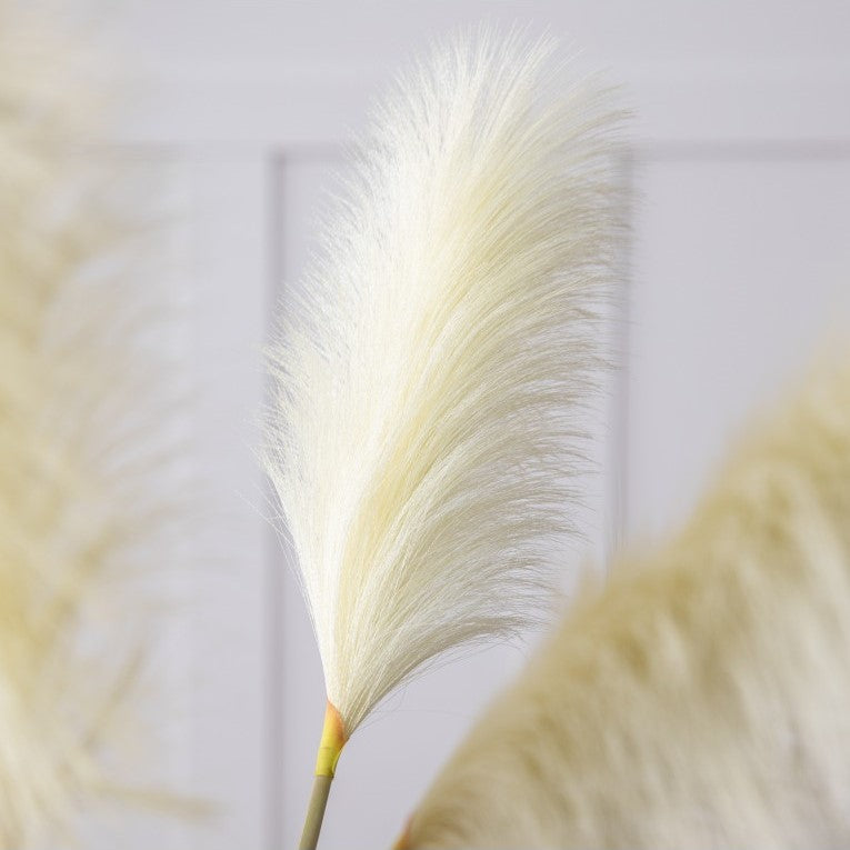 Set of 5 Soft Artificial Goma Feather Stems (Available in 3 Colors)