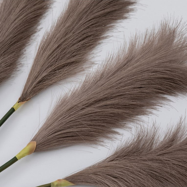 Set of 5 Soft Artificial Goma Feather Stems (Available in 3 Colors)