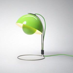 Sleek Style Metal Based Table Lamp - Green