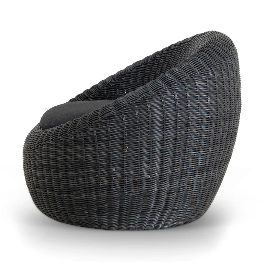 Sleek & Minimalist Design Rattan Lounge Chair - Black