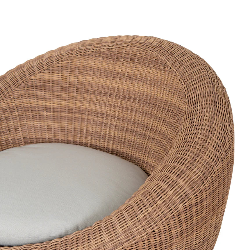 Sleek & Minimalist Design Rattan Lounge Chair - Natural