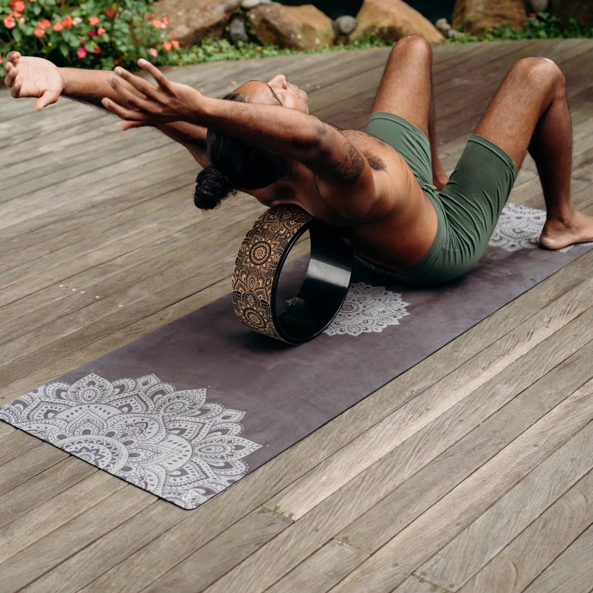 True Balance Lab Combo Yoga Wheel Cork - Mandala Black