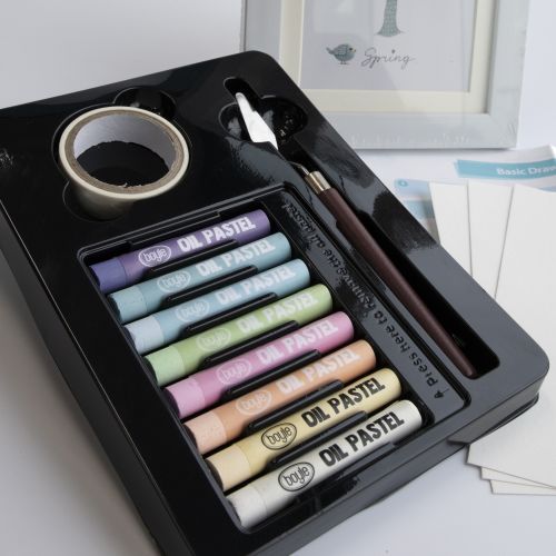 Vibrant Oil Pastels Colors and Accessories - 14pc Set
