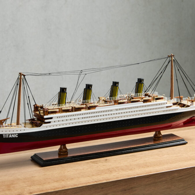 Voyage Titanic Luxurious Model Ship