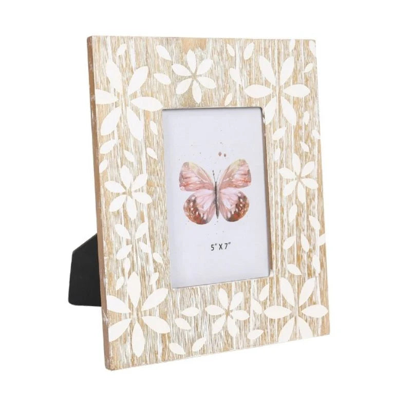 Wooden Flowers Design Photo Frame - 5x7"