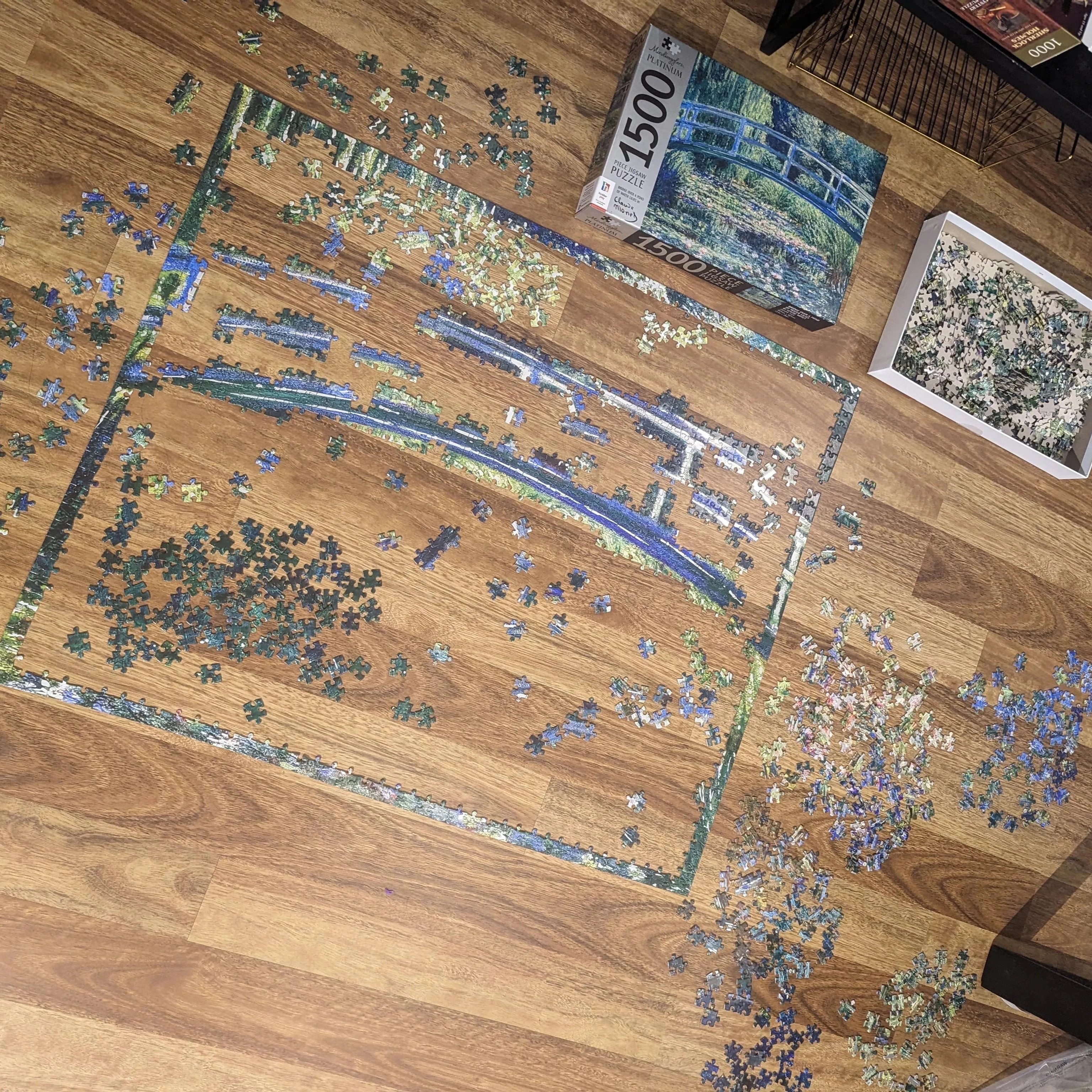 Bridge Over A Pond Of Water - 500 Piece Puzzle