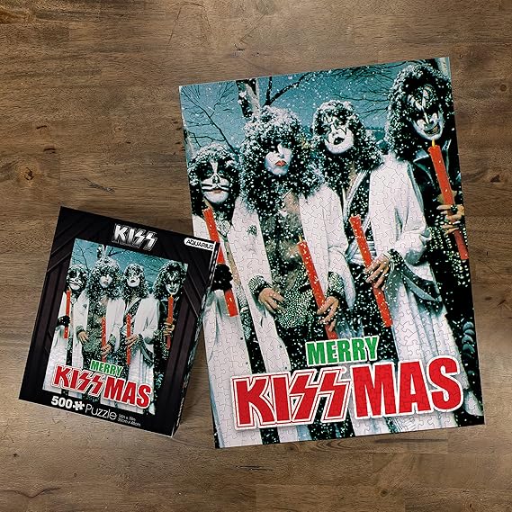 Merry Kissmas 500 Piece Puzzle