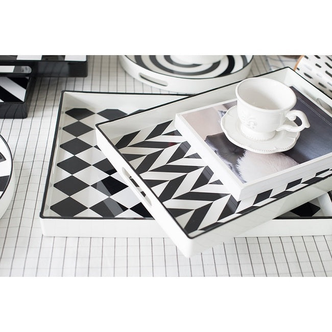 Black & White Patterned Set of 2 Trays