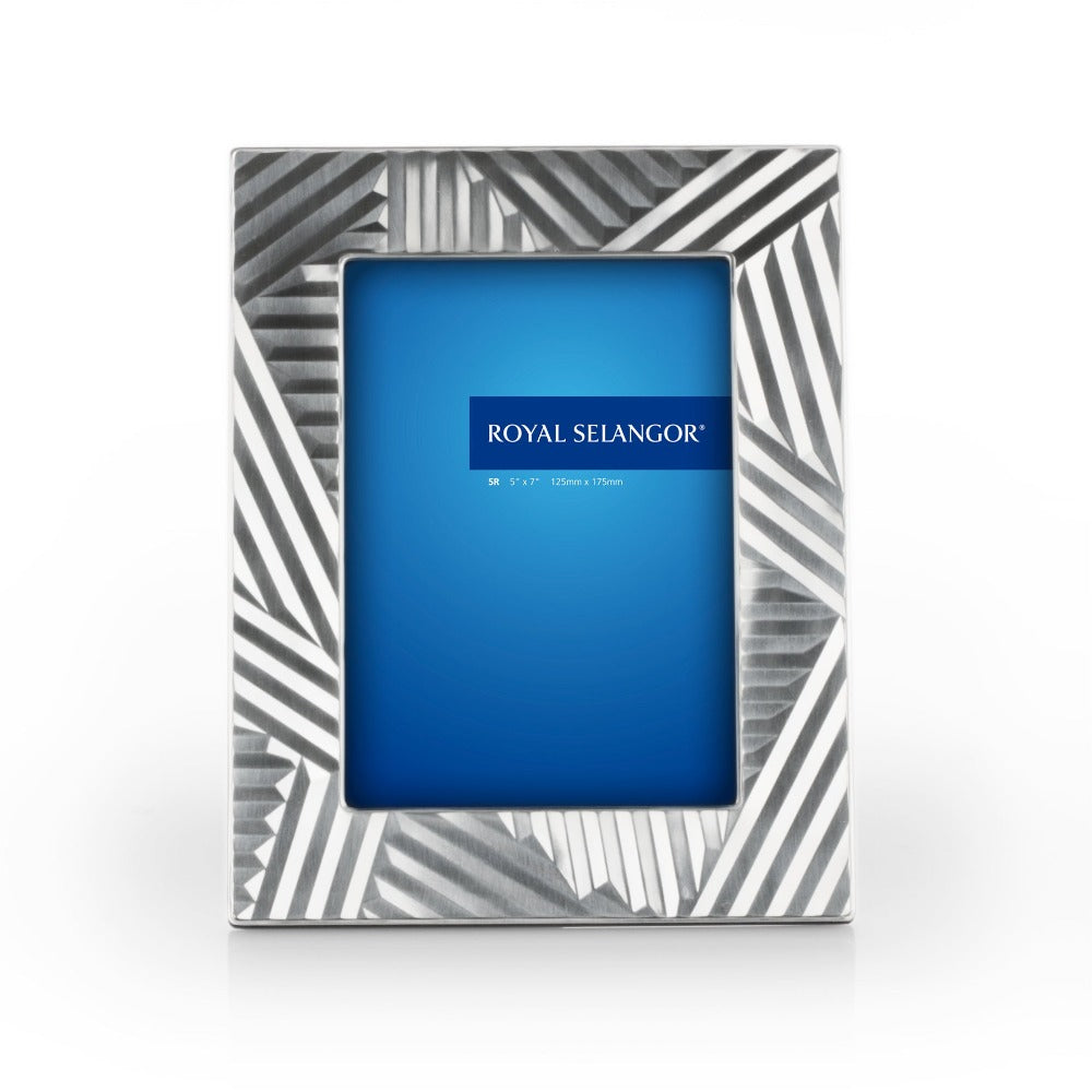 Royal Selangor Mirage Dagobert Pewter Photo Frame (3 Sizes to Choose)