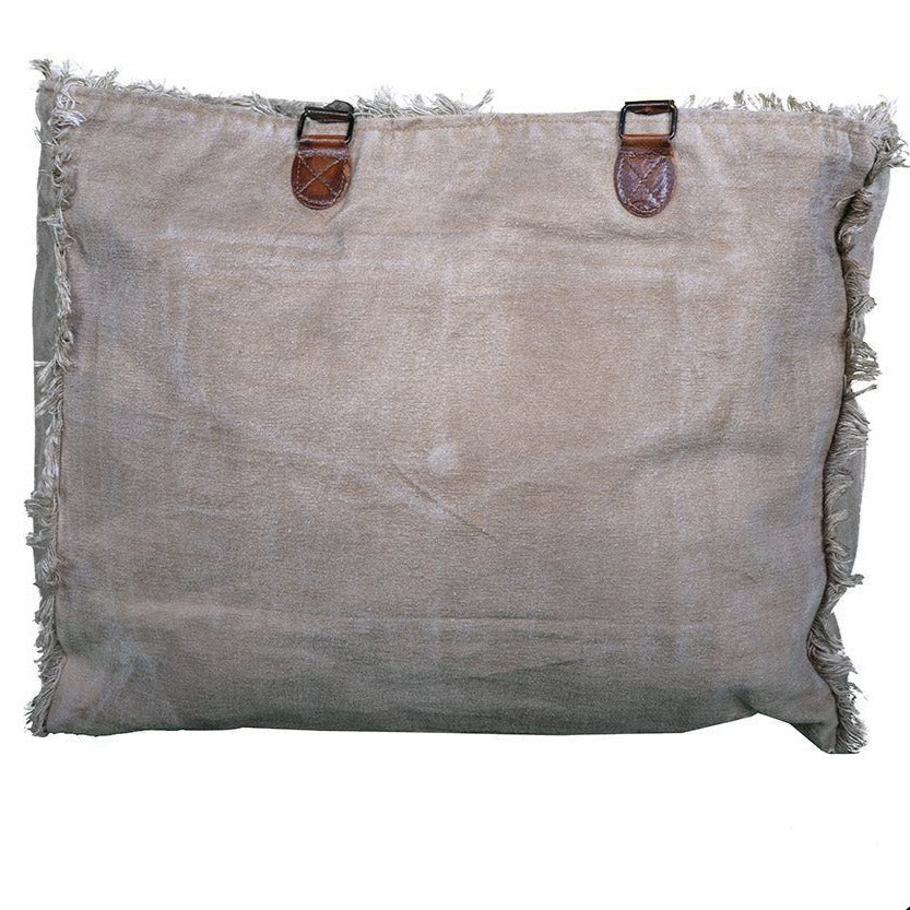 Certificia 1005 Handmade Hand Bag