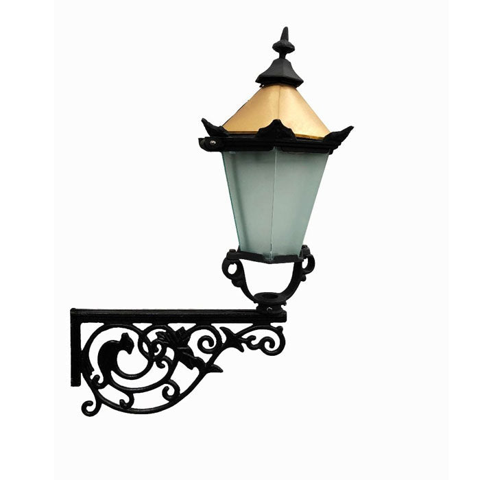 Royal Cast Iron Outdoor Wall Lamp