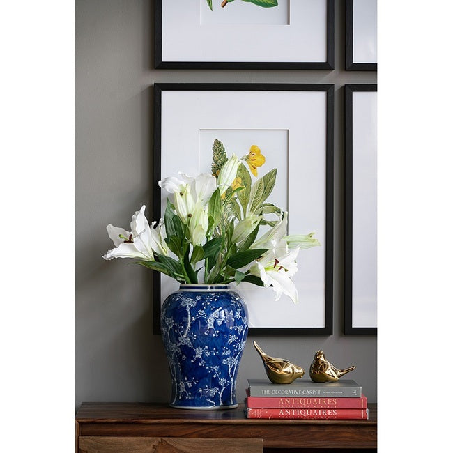 Blossom-Patterned Decorative Ginger Jar