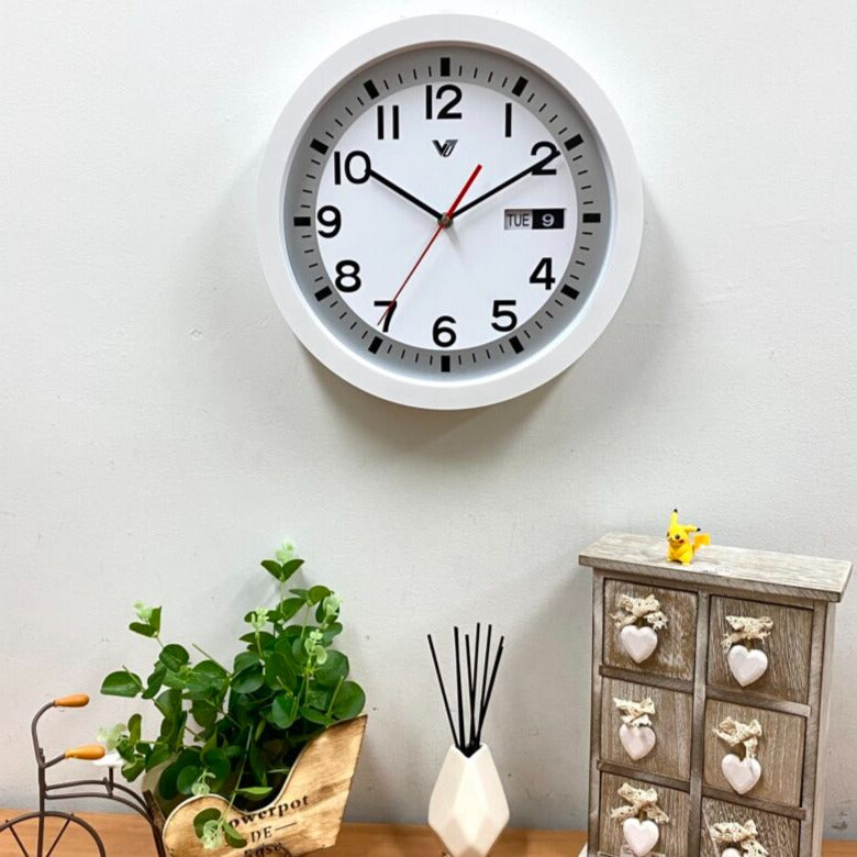 Automatic Jump Calendar Wall Clock 33cms - Available in 2 Colors