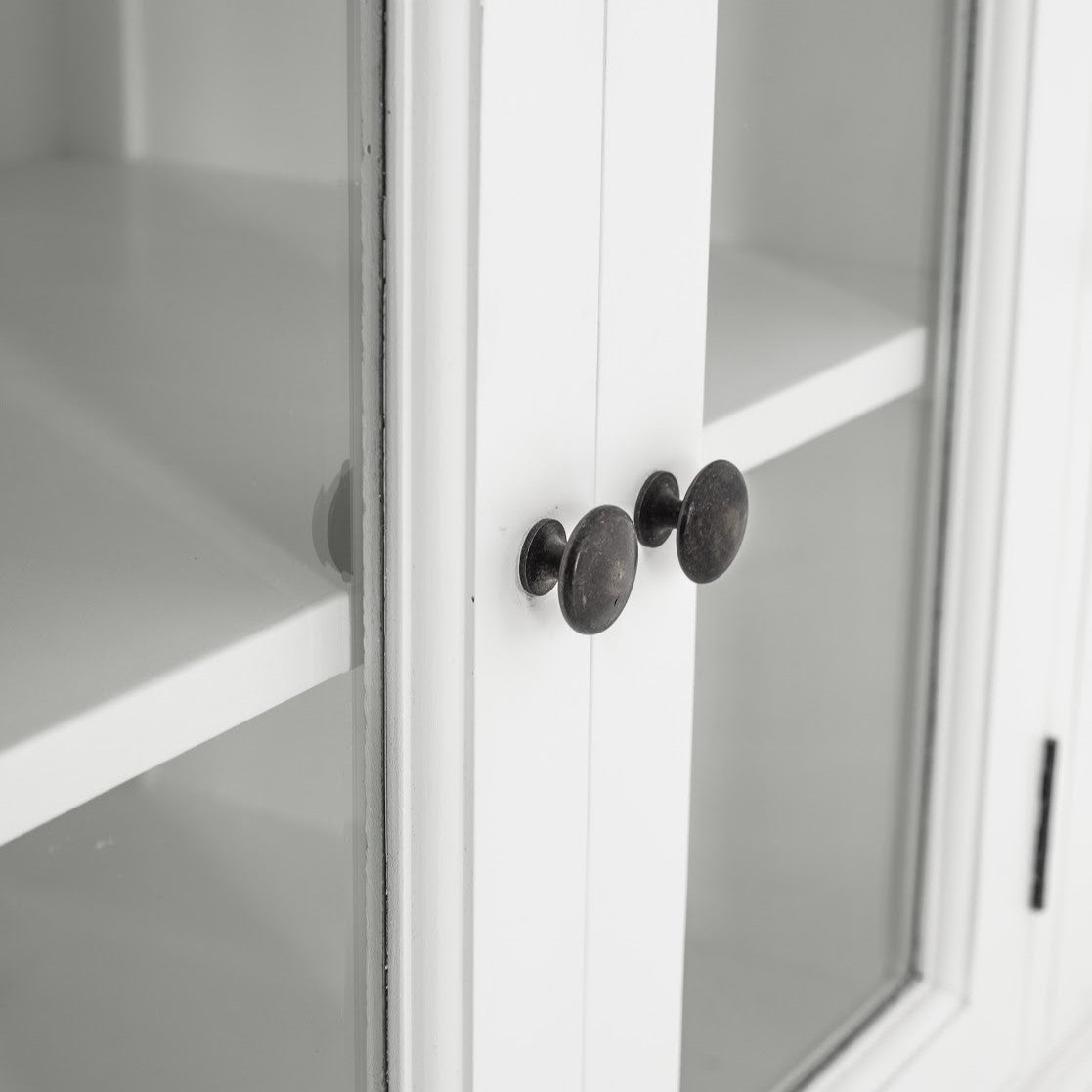 Classic Farmhouse Buffet 3 Drawers 2 + 2 Doors White