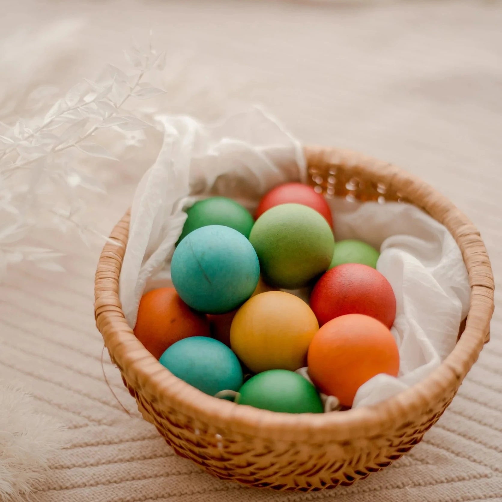 Creative 12 Wooden Colored Balls - 3.5cms