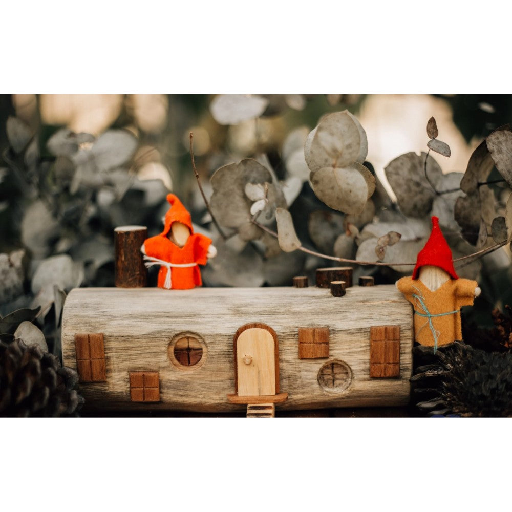 Creative Steiner Inspired Log House
