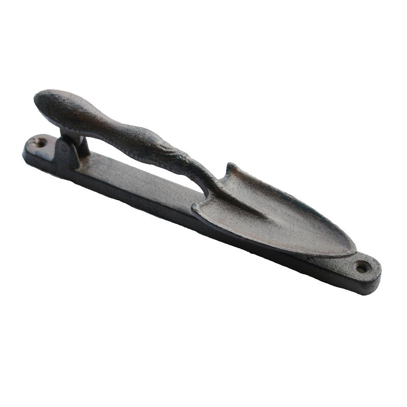 Distinctive Spade Artistic Door Knocker