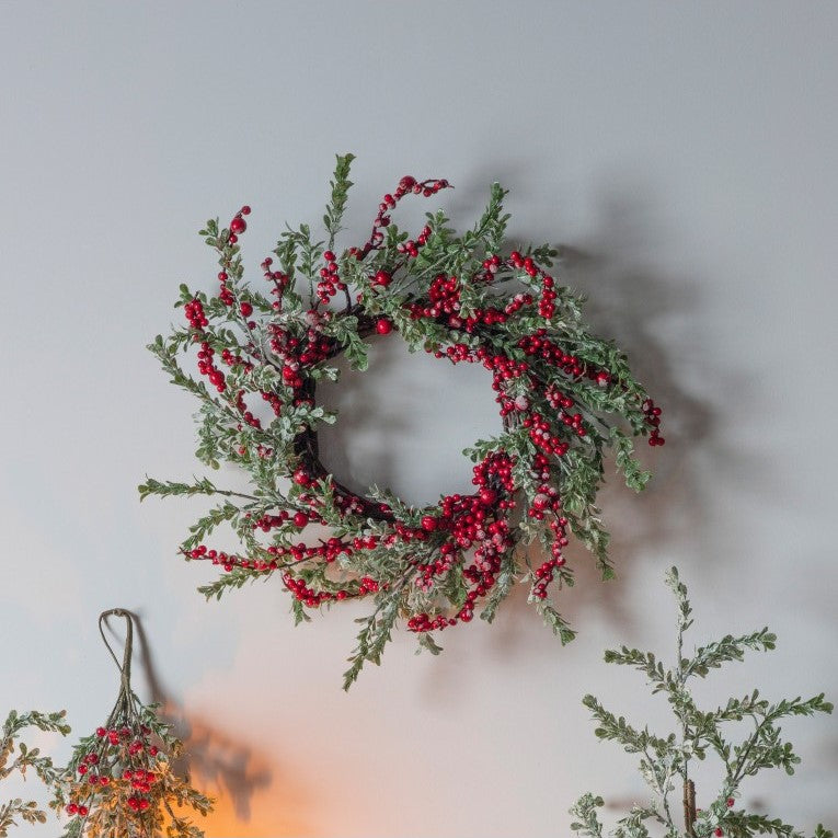 Artificial Frosted Mini Leaf Wreath Red Berries Ring