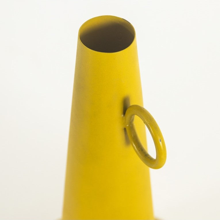 Eye-Catching Metal Vase Infuses Colorful Energy