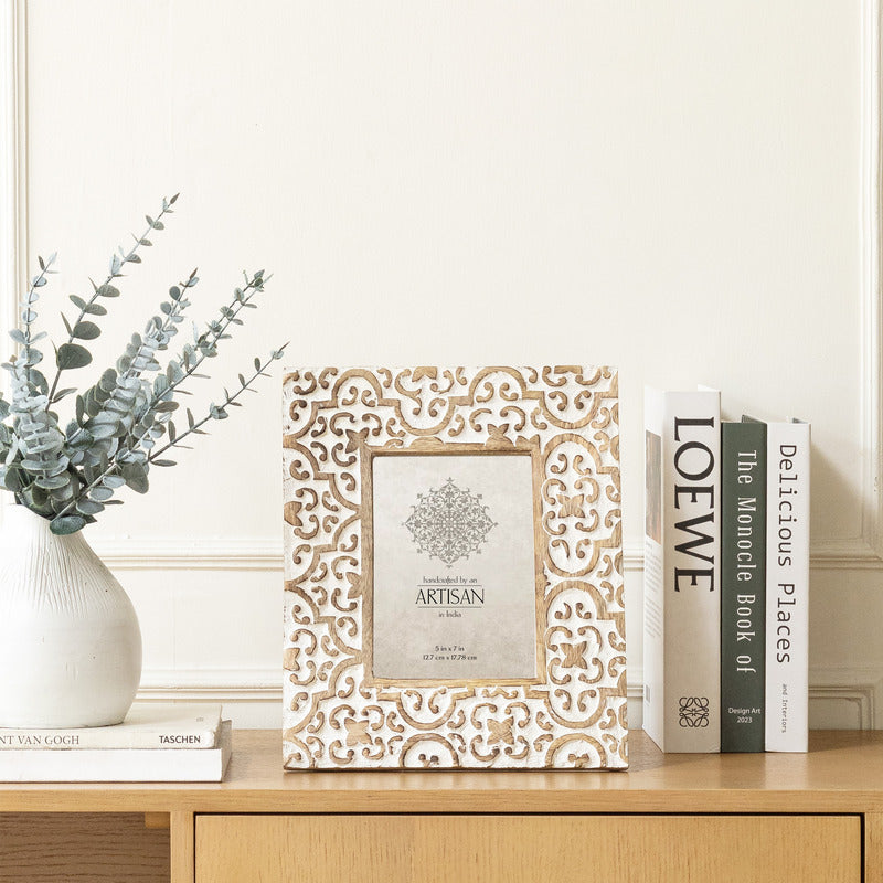 Handcrafted Mango Wood ‘Quatrefoil’ Photo Frame - 5×7″