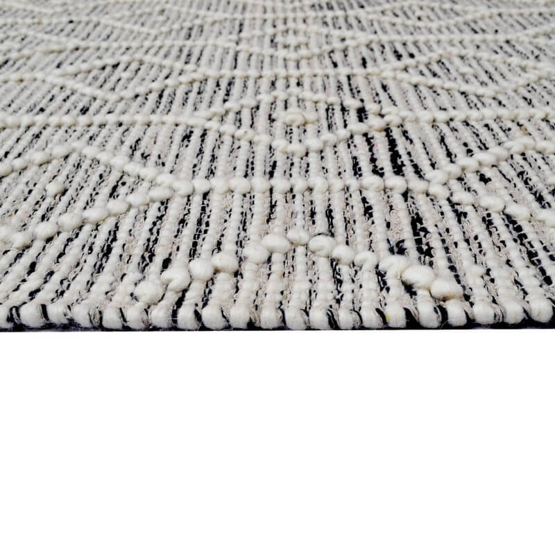 Mystique Geometric Pattern Woollen Rug (Available in 4 Sizes)