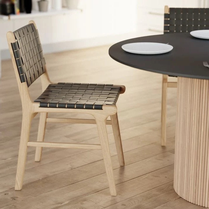 Organic Oasis Black Woven Cognac Seat Natural Frame