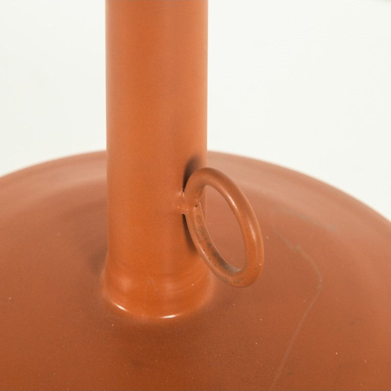 Retro Metal Vase Pops with Stylish Color