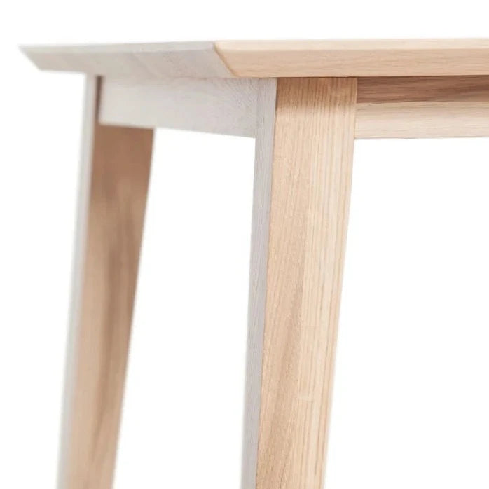 Solid Oak Allure Dining Table (Available in 2 Sizes)