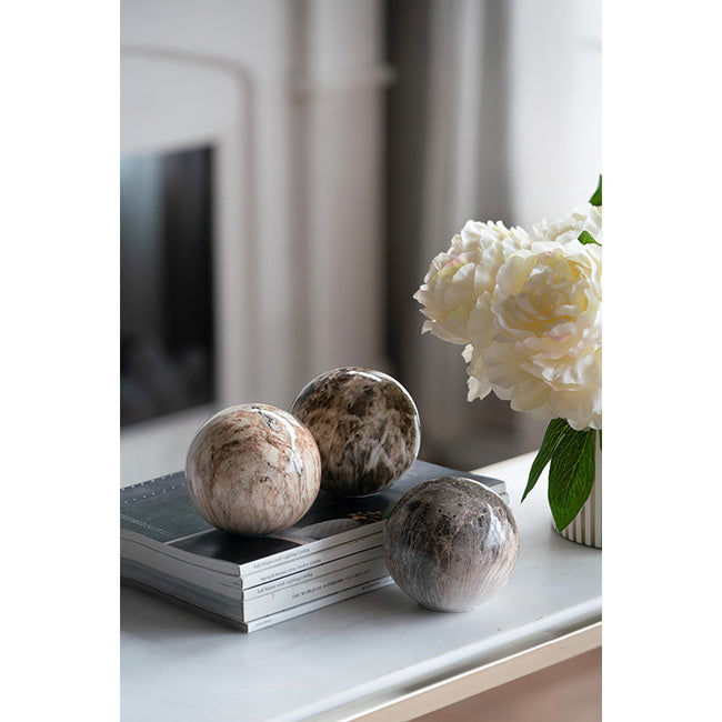 Sophisticated Style Brown Marbleized Balls - Set of 3