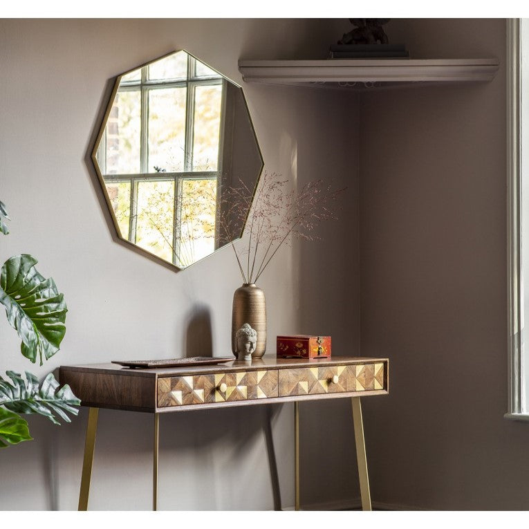 Starlight Geometry: The Octagon Mirror Champagne