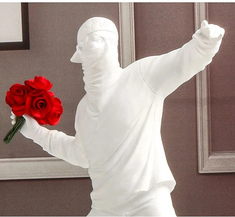 Unique Resin Nordic Flower Thrower Statue - White